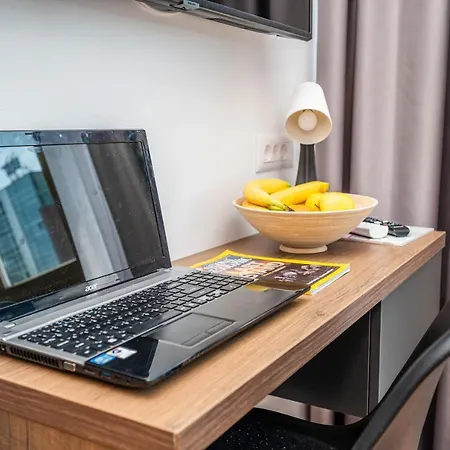 Aparthotel Modern And Bright - Main Street