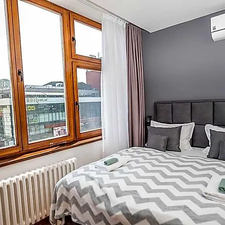 Aparthotel Modern And Bright - Main Street Sarajevo