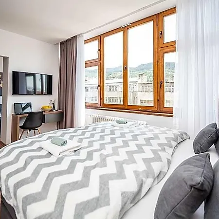 Modern And Bright - Main Street Aparthotel Sarajevo