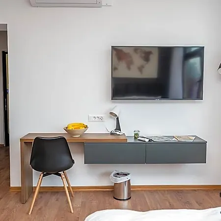 Modern And Bright - Main Street 4* Sarajevo
