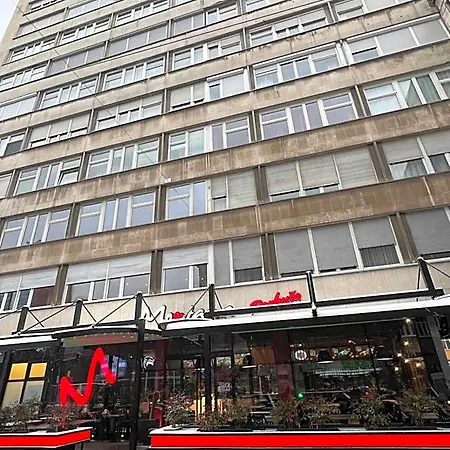 Modern And Bright - Main Street Aparthotel Sarajevo