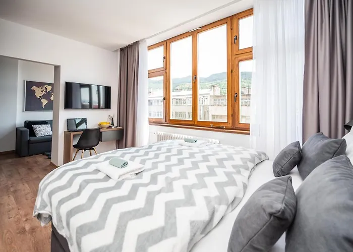 Modern And Bright - Main Street 4* Sarajevo